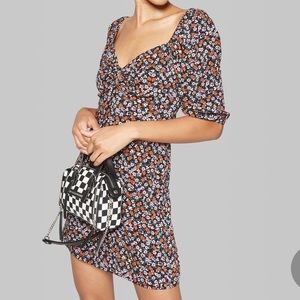 EUC Wild Fable floral tie front dress M